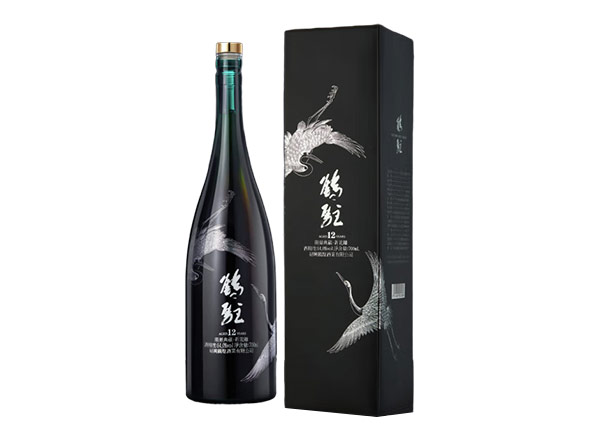 济南鹤驻12年黄酒回收鹤驻新花雕12年700ML黄酒礼盒