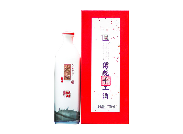 济南抱龙山牌大禹黄酒回收大禹二十年陈酿手工冬酿20年传统手工酒